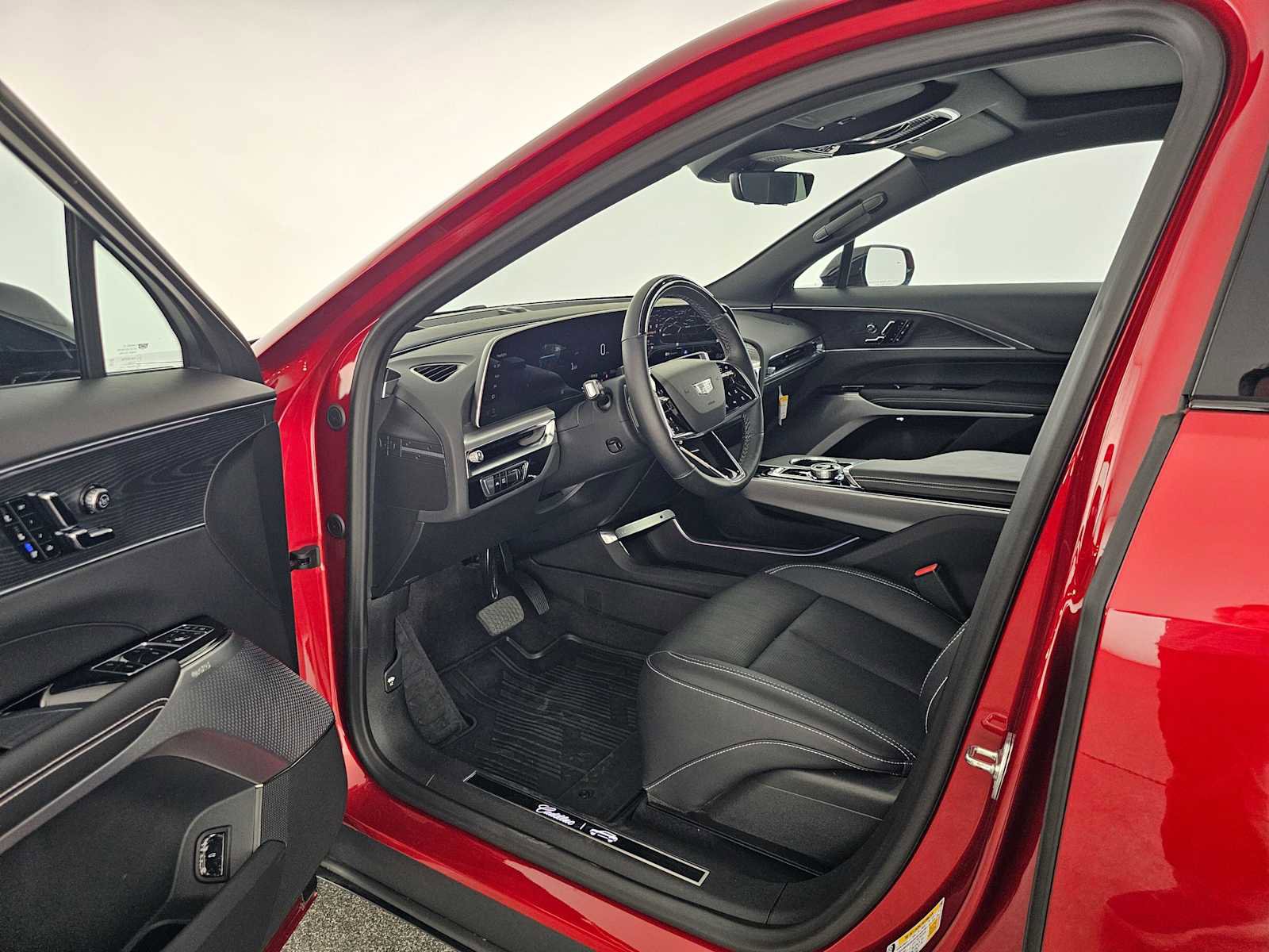 Used 2025 Cadillac Lyriq Luxury w/ LPO, Red Accent Package image 19