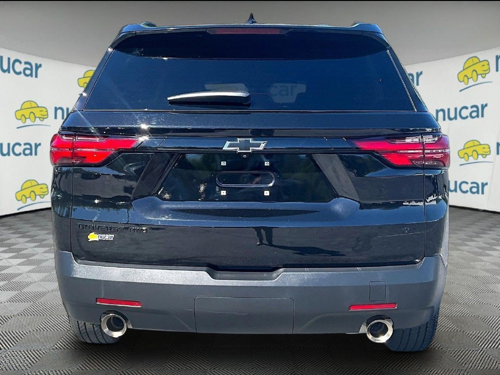 Used 2023 Chevrolet Traverse LT w/ Midnight/Sport Edition AWD/4WD image 5