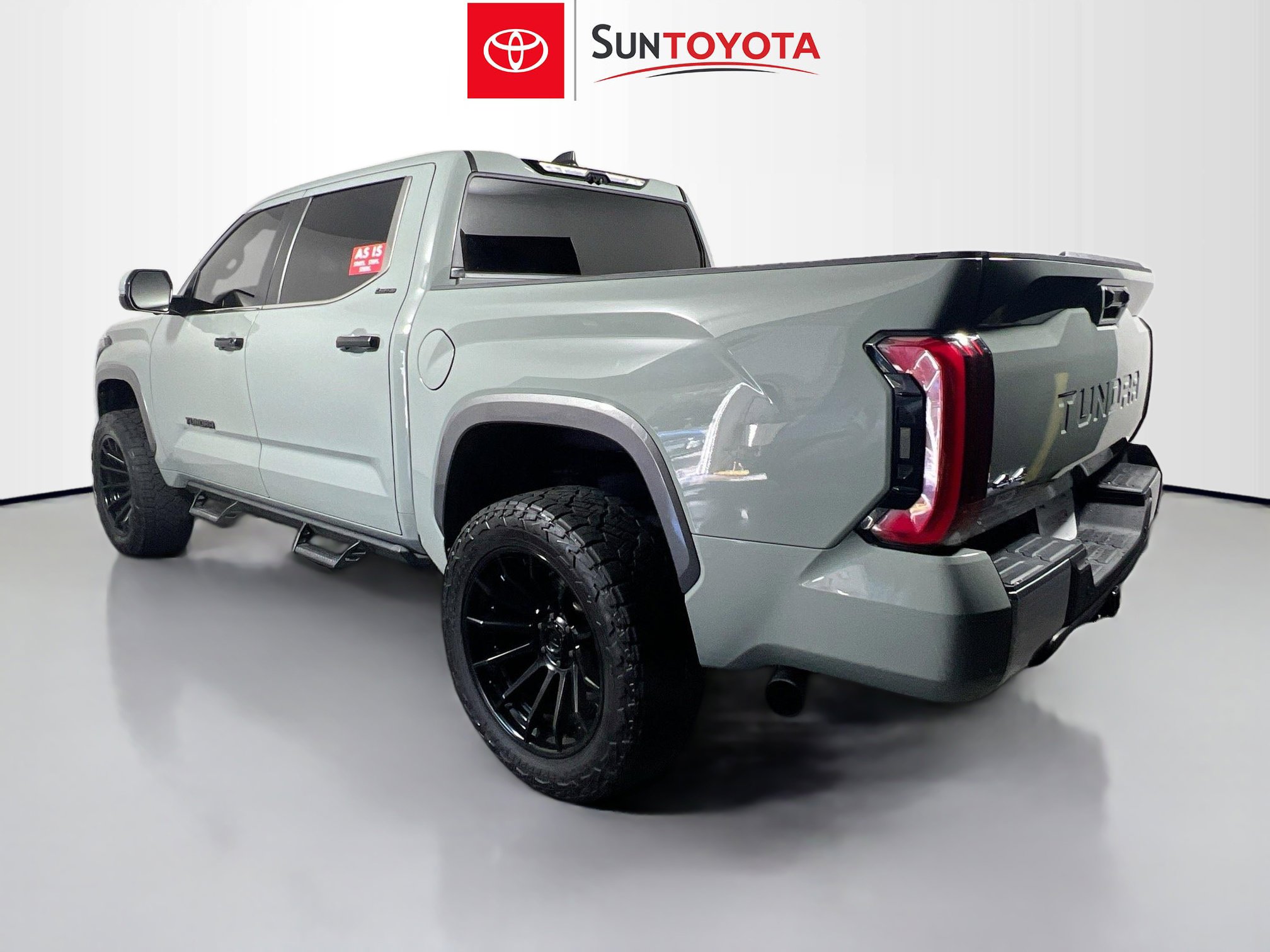 Used 2024 Toyota Tundra Limited image 6