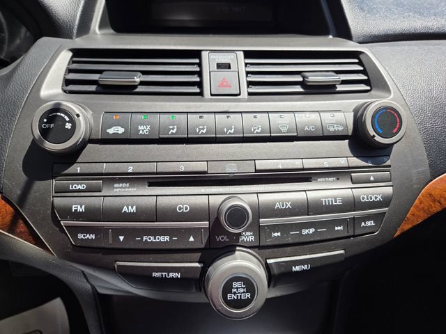 Used 2011 Honda Accord EX image 32