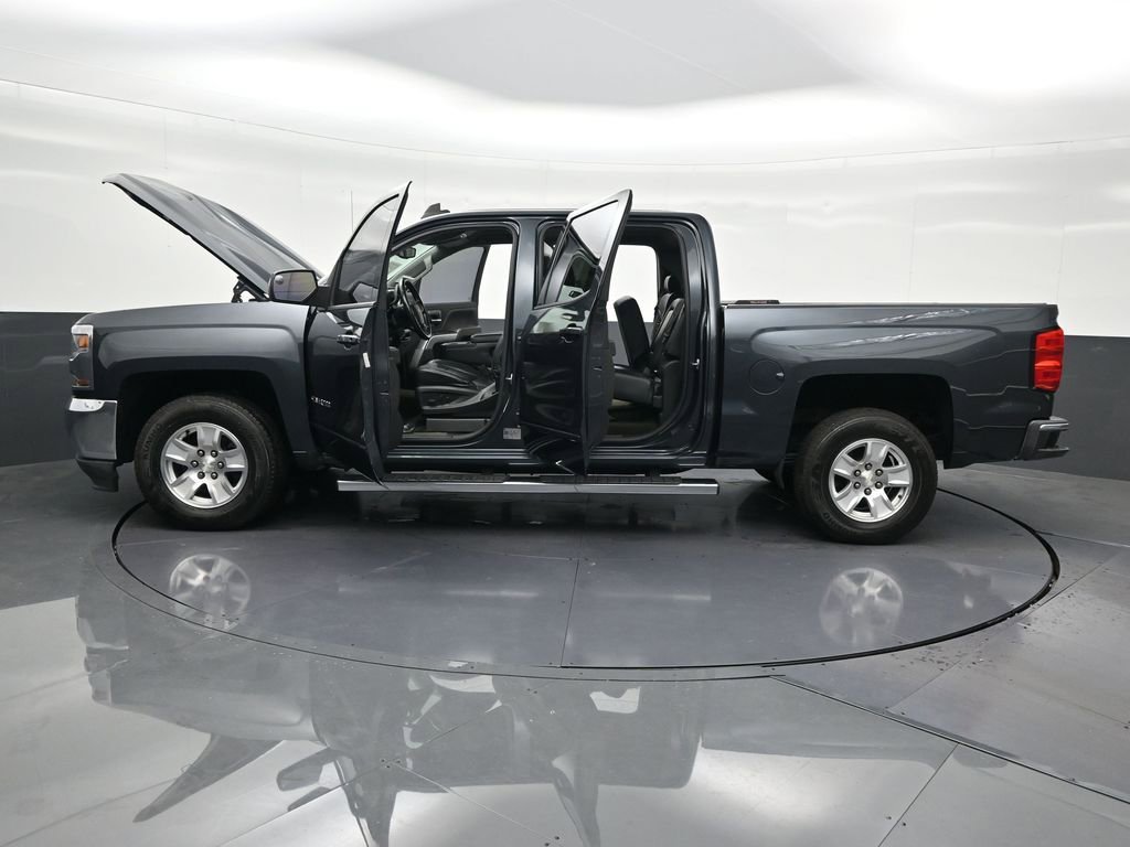 Used 2018 Chevrolet Silverado 1500 LT w/ All Star Edition image 33