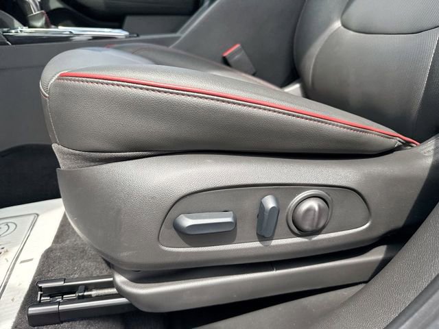 Used 2024 Chevrolet TrailBlazer RS w/ Convenience Package image 12