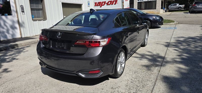 Used 2016 Acura ILX w/ Technology Plus Package FWD image 5