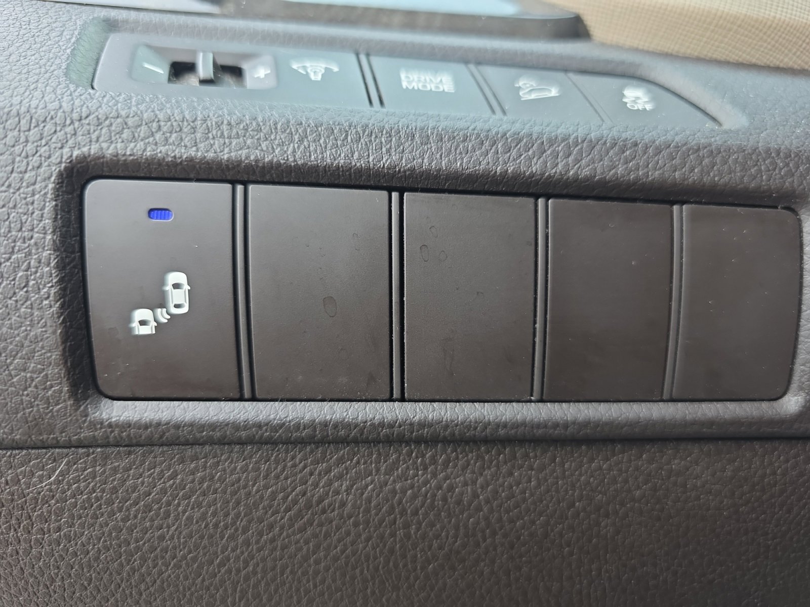 Used 2017 Hyundai Santa Fe Sport image 20