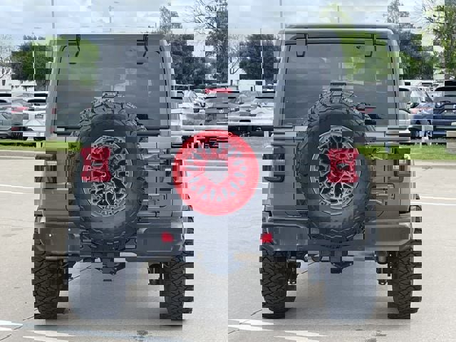 Used 2020 Jeep Wrangler Unlimited Sahara image 5