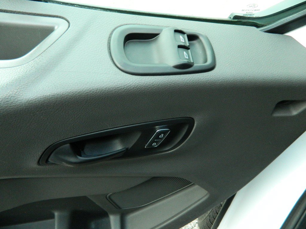 Used 2023 Ford Transit 250 Low Roof RWD image 20