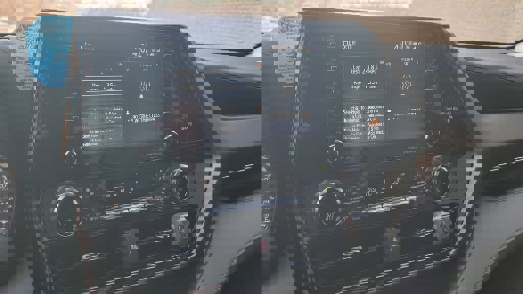 Used 2022 Toyota Highlander LE image 15