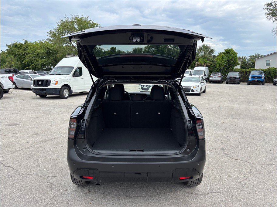 Used 2026 Nissan Kicks SV w/ Cold Weather Package AWD/4WD image 38