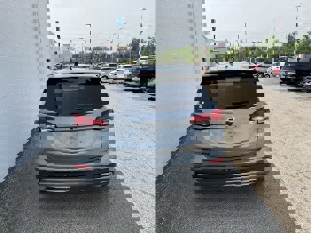 Used 2024 Chevrolet Equinox RS image 6