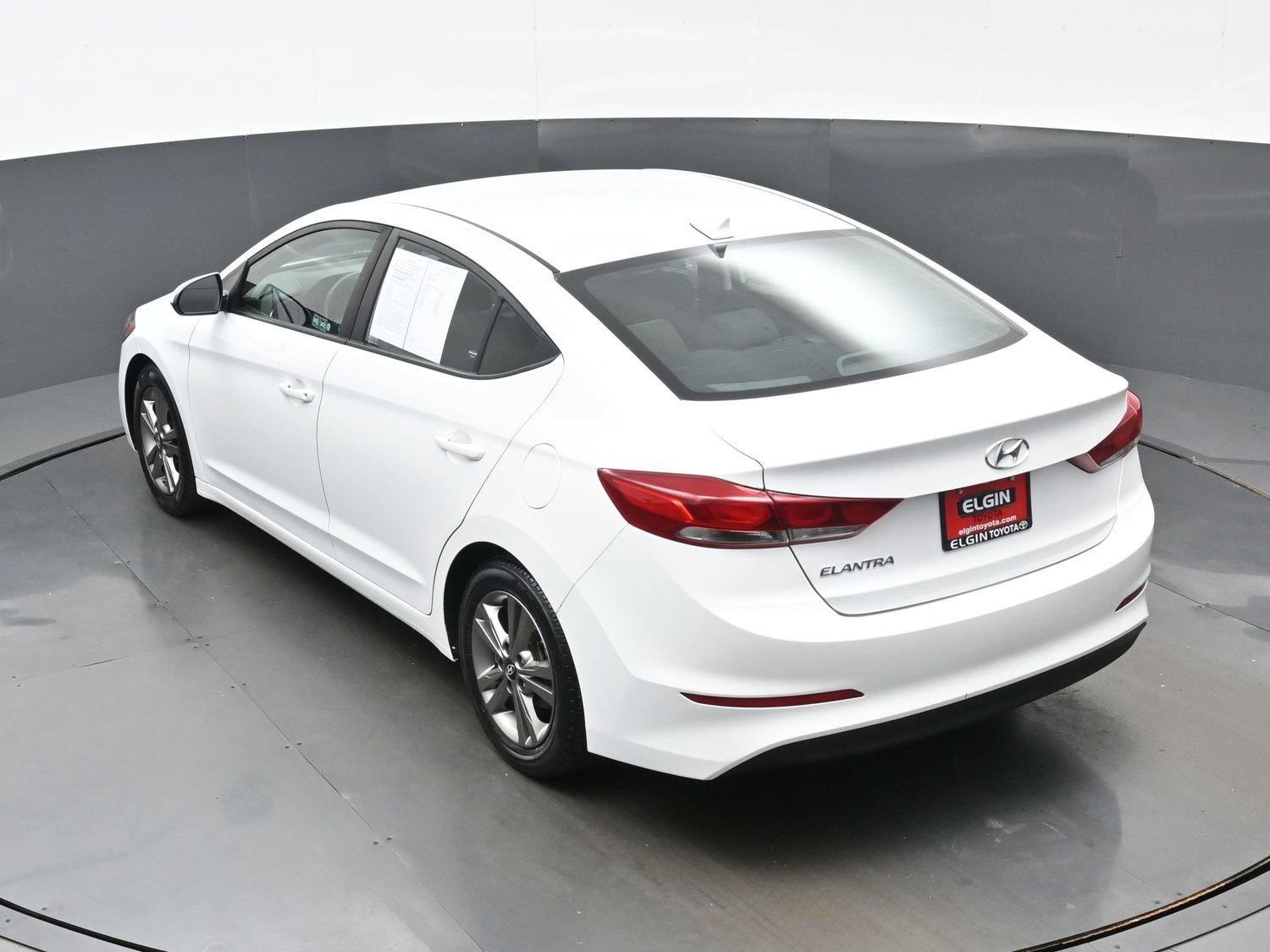 Used 2018 Hyundai Elantra SEL FWD image 36