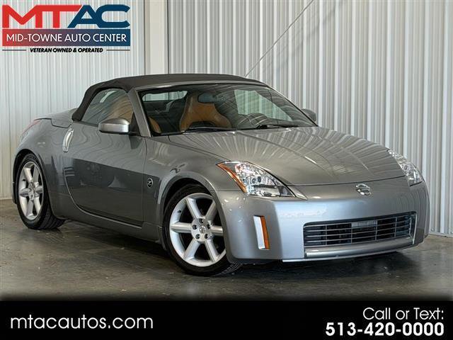 Used 2004 Nissan 350Z Touring RWD image 1