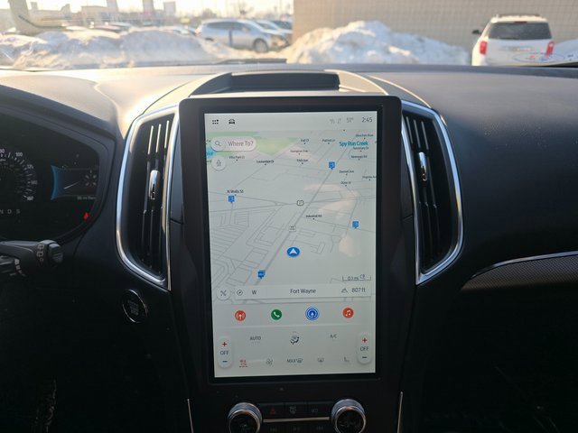 Certified 2022 Ford Edge Titanium w/ Equipment Group 301A image 18