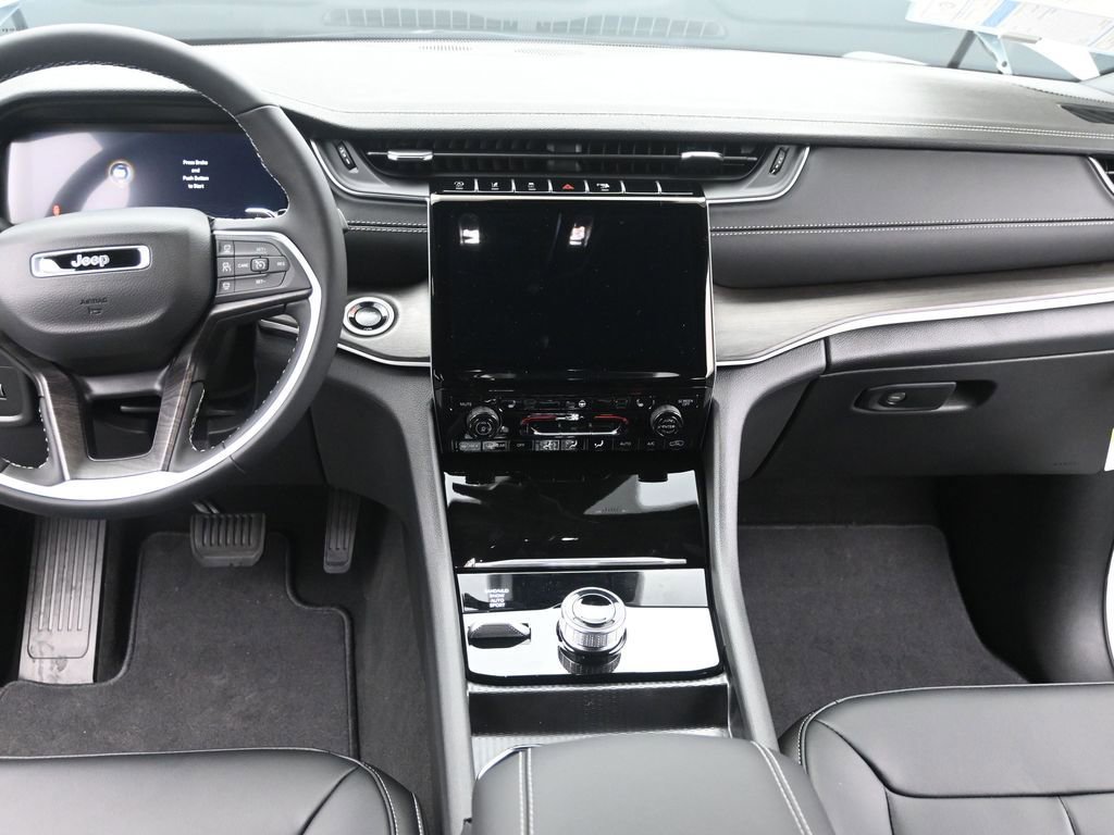 New 2025 Jeep Grand Cherokee L Limited image 26