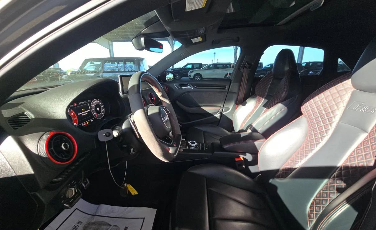 Used 2019 Audi RS 3 AWD/4WD image 5