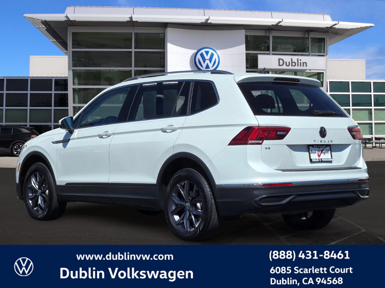 Certified 2023 Volkswagen Tiguan SE FWD image 6