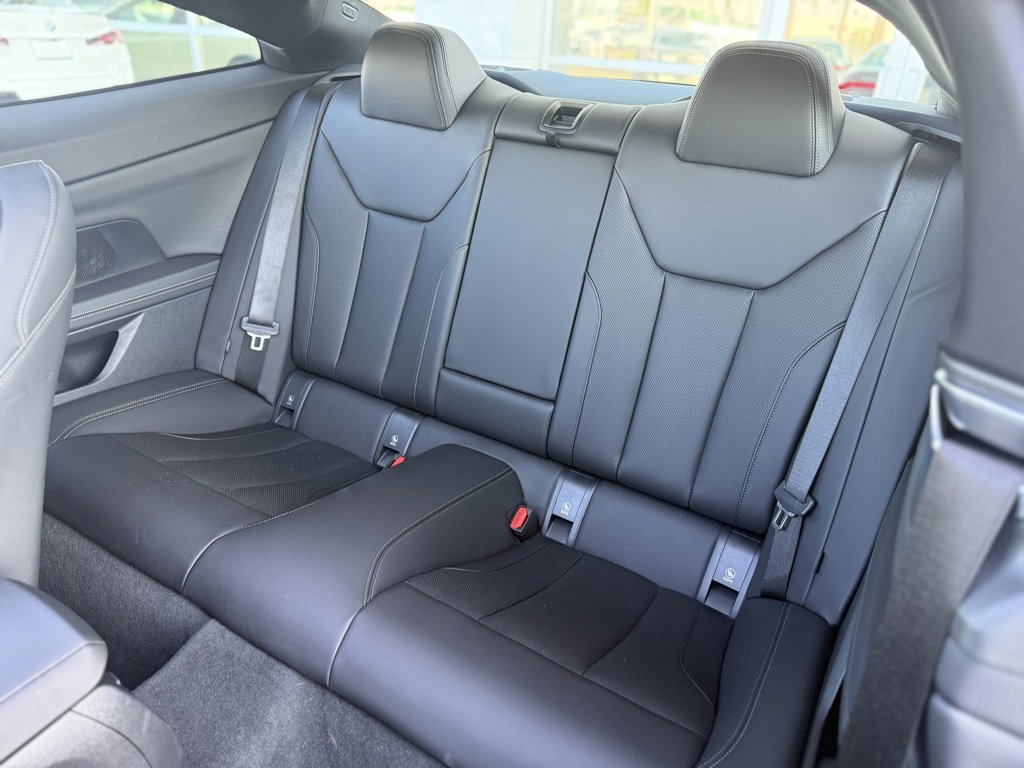 Used 2025 BMW 430i Coupe w/ Convenience Package image 12