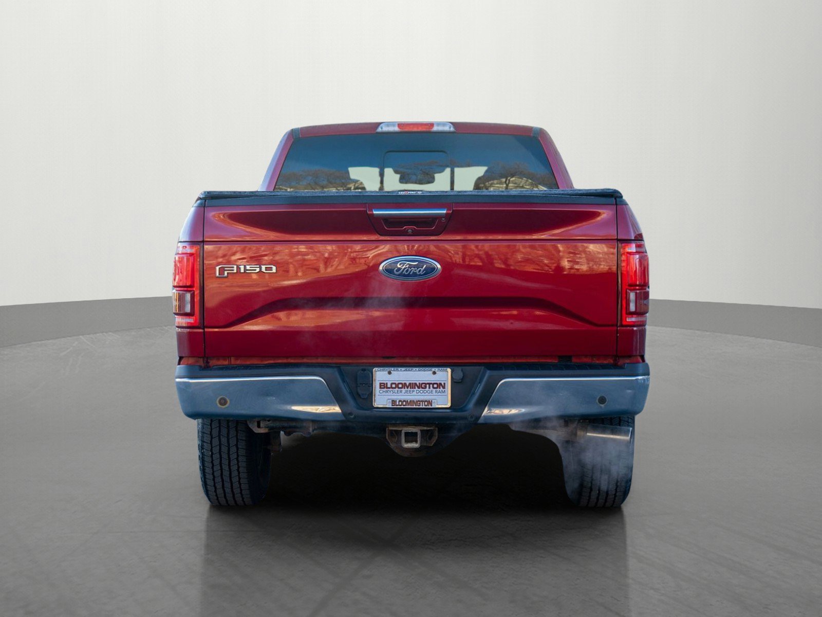 Used 2015 Ford F150 Lariat w/ Equipment Group 502A Luxury image 6