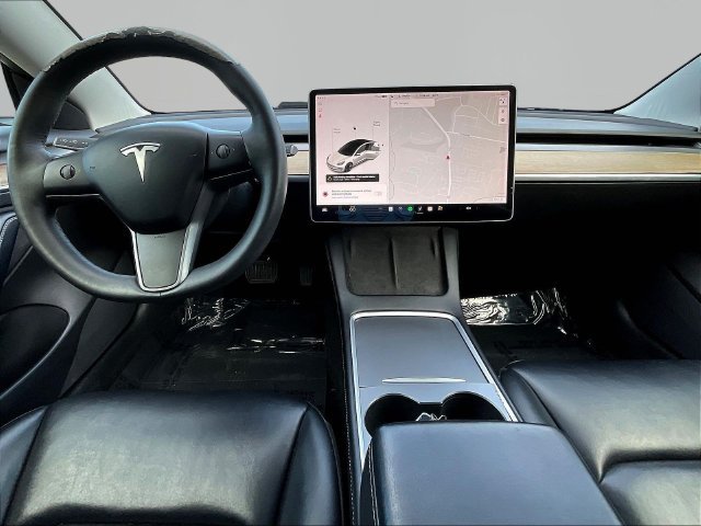 Used 2021 Tesla Model 3 Standard Range Plus RWD image 9