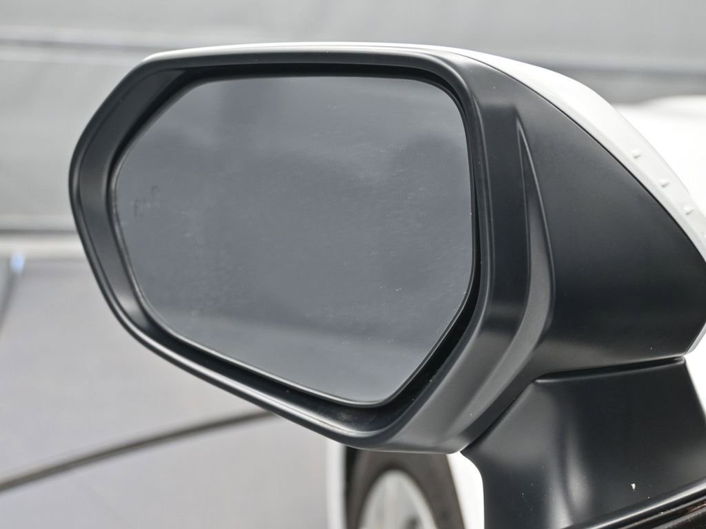 Used 2024 Toyota Corolla SE w/ SE Premium Package FWD image 5