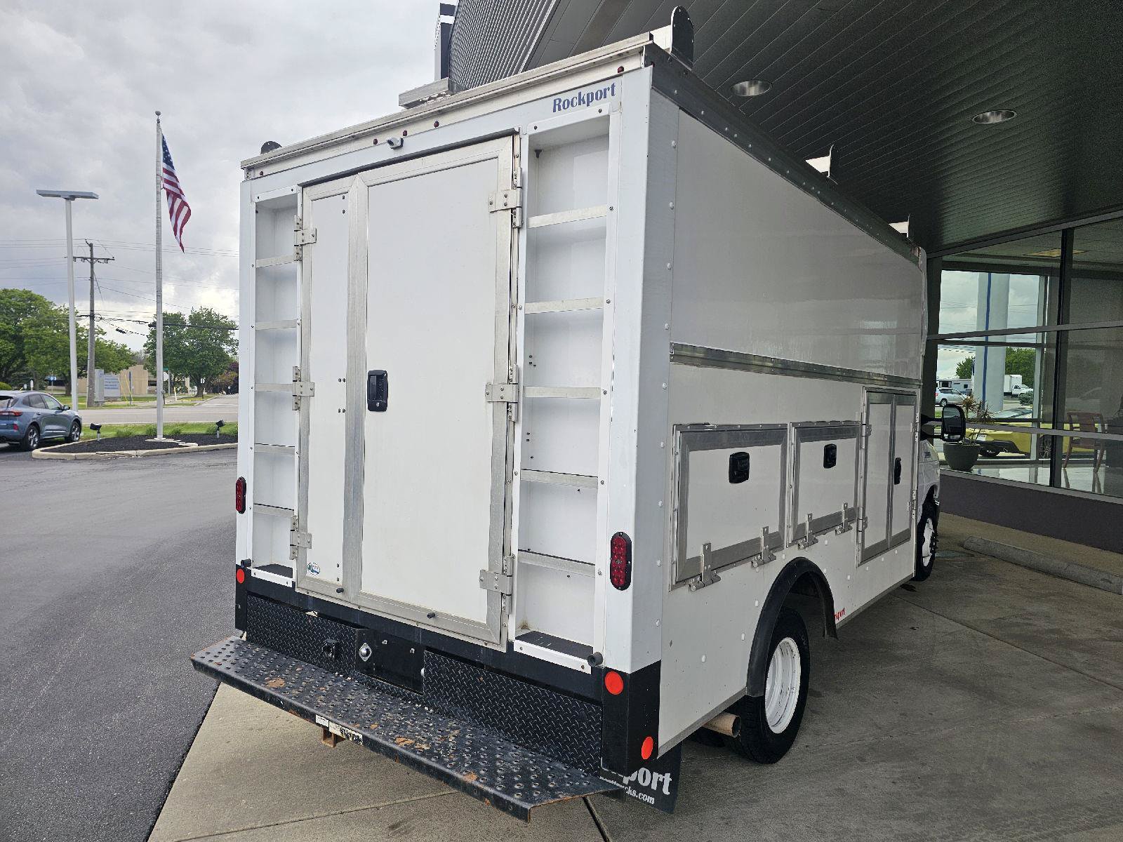 Used 2023 Ford E-350 and Econoline 350 Super Duty w/ Driver's Safety Package RWD image 5