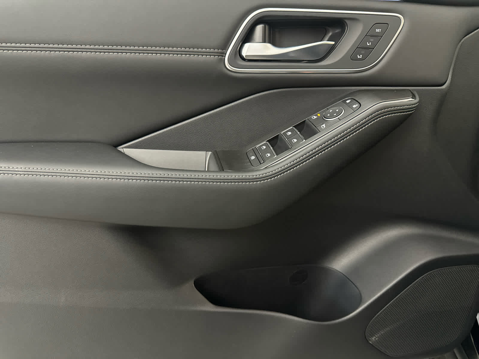 New 2026 Nissan Rogue Platinum w/ Platinum Premium Package image 14