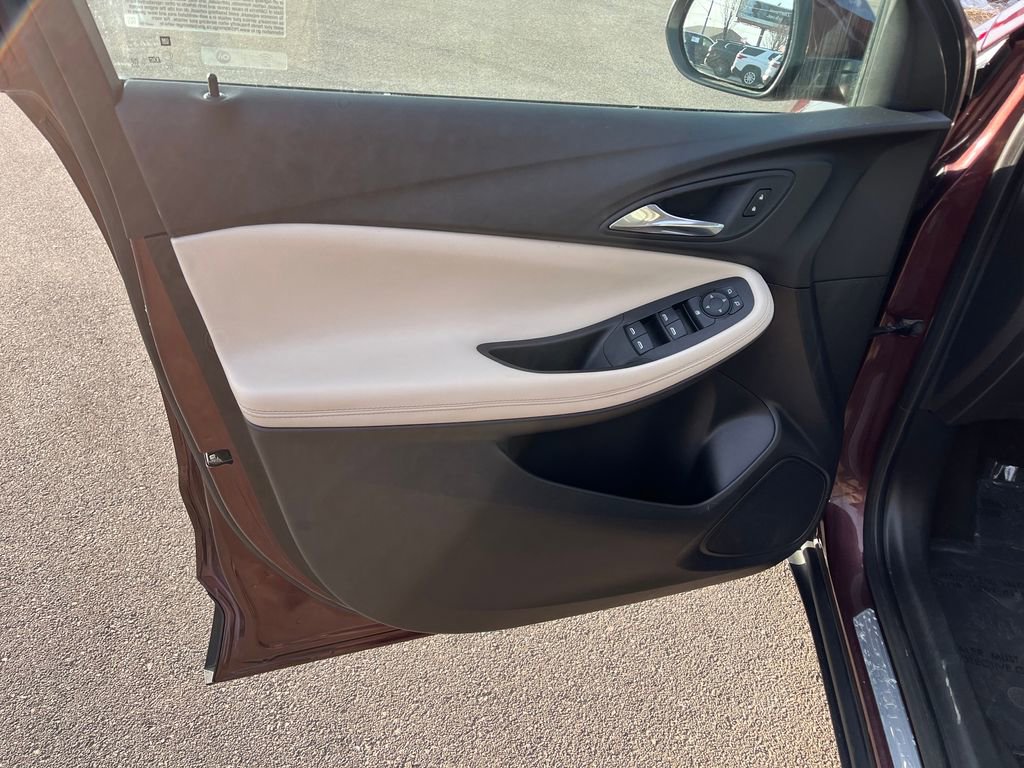 Used 2023 Buick Encore GX Preferred image 19