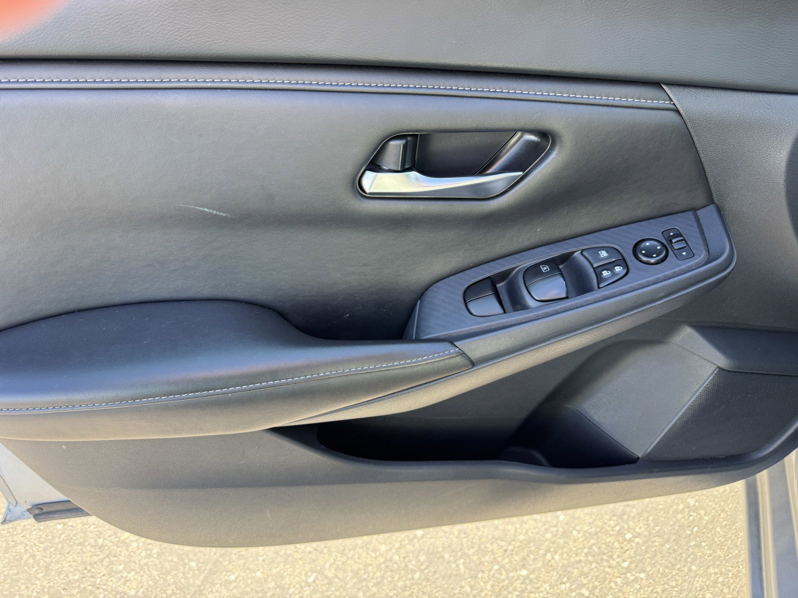 Used 2023 Nissan Sentra SV image 17