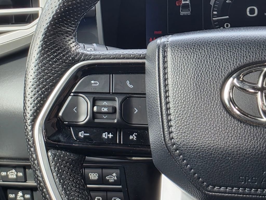 Used 2022 Toyota Tundra Platinum w/ Advanced Package image 19