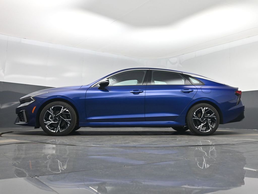 Used 2025 Kia K5 GT-Line w/ GT-Line Premium Package image 15