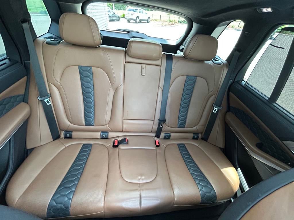 Used 2021 BMW X5 M w/ Executive Package image 51