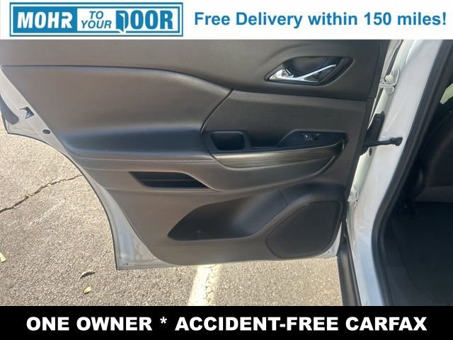 Used 2023 GMC Acadia SLT image 31