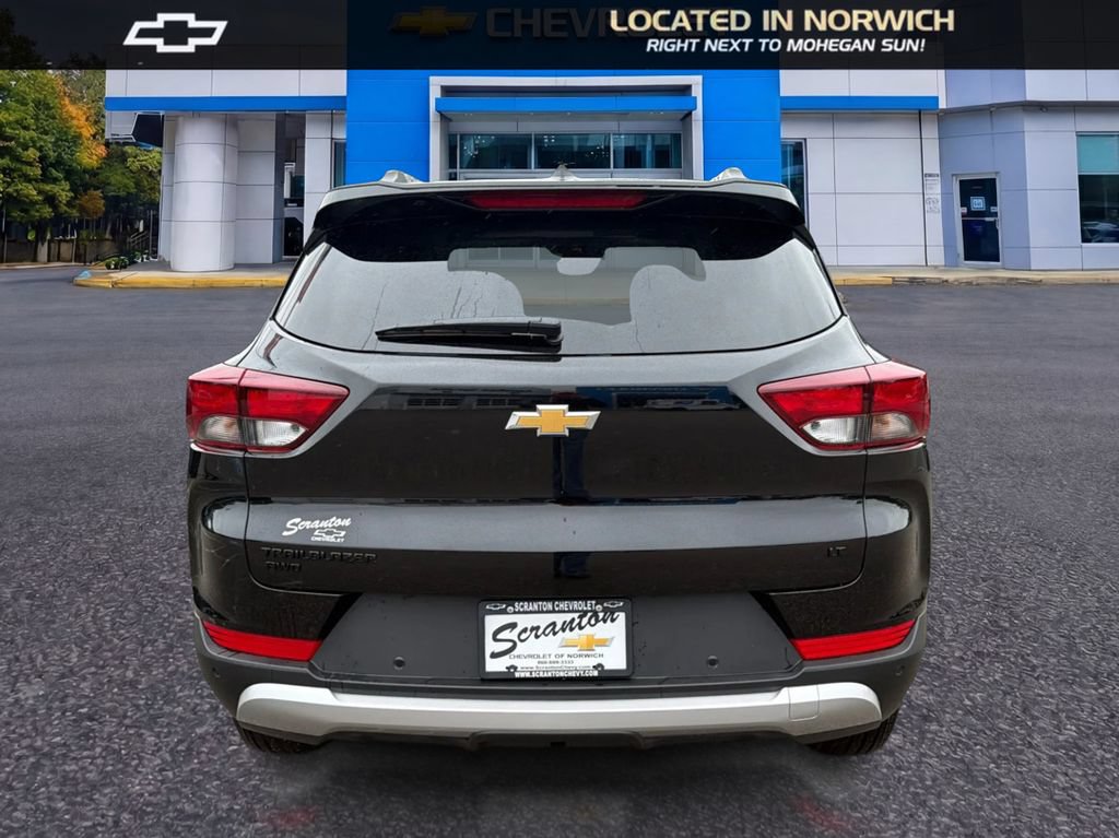 New 2026 Chevrolet TrailBlazer LT w/ Convenience Package AWD/4WD image 6