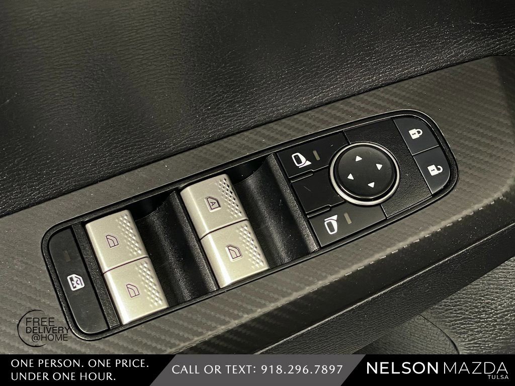 Used 2022 Mitsubishi Outlander SE image 23