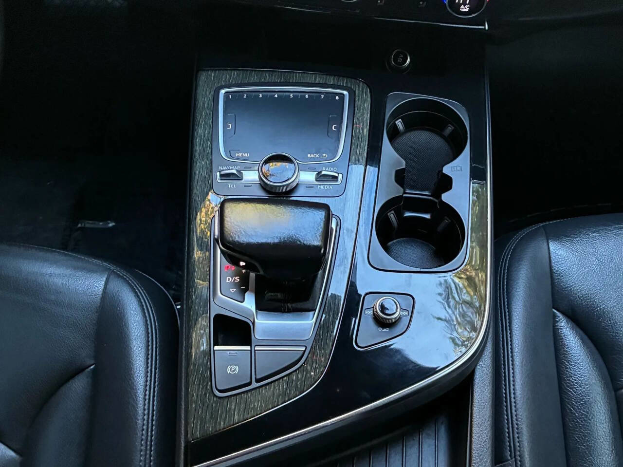 Used 2017 Audi Q7 3.0T Premium Plus image 19