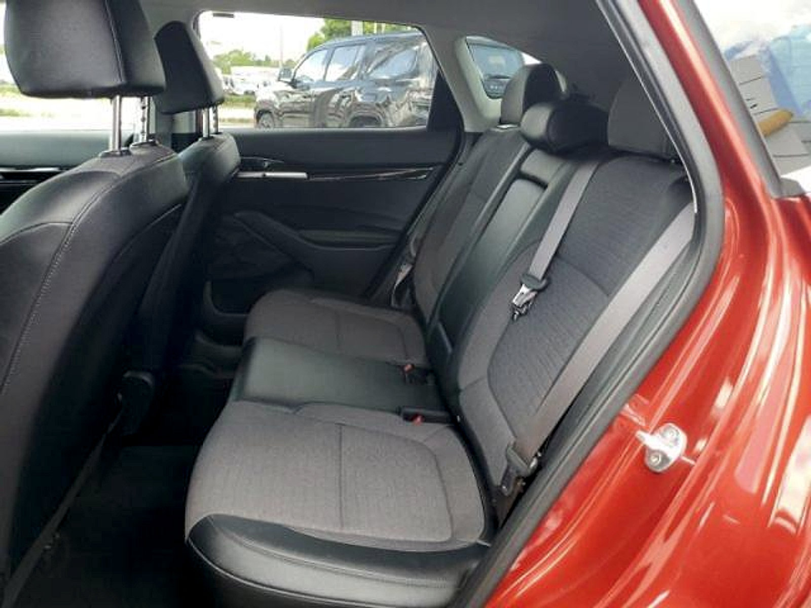 Used 2023 Kia Seltos S FWD image 16