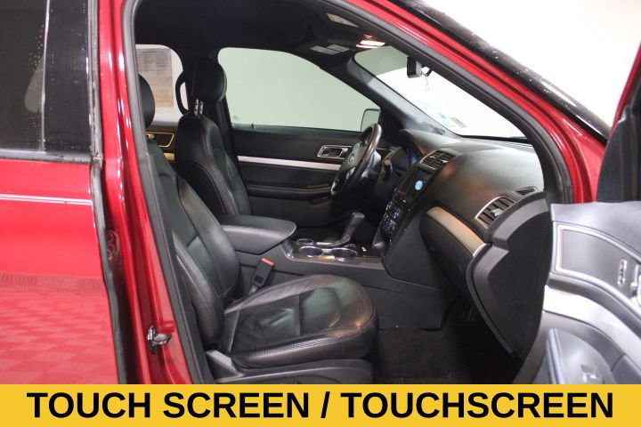 Used 2017 Ford Explorer XLT w/ Equipment Group 202A image 16