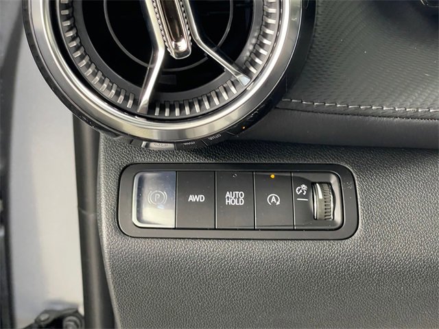 New 2026 Chevrolet Equinox LT w/ Convenience Package II image 11