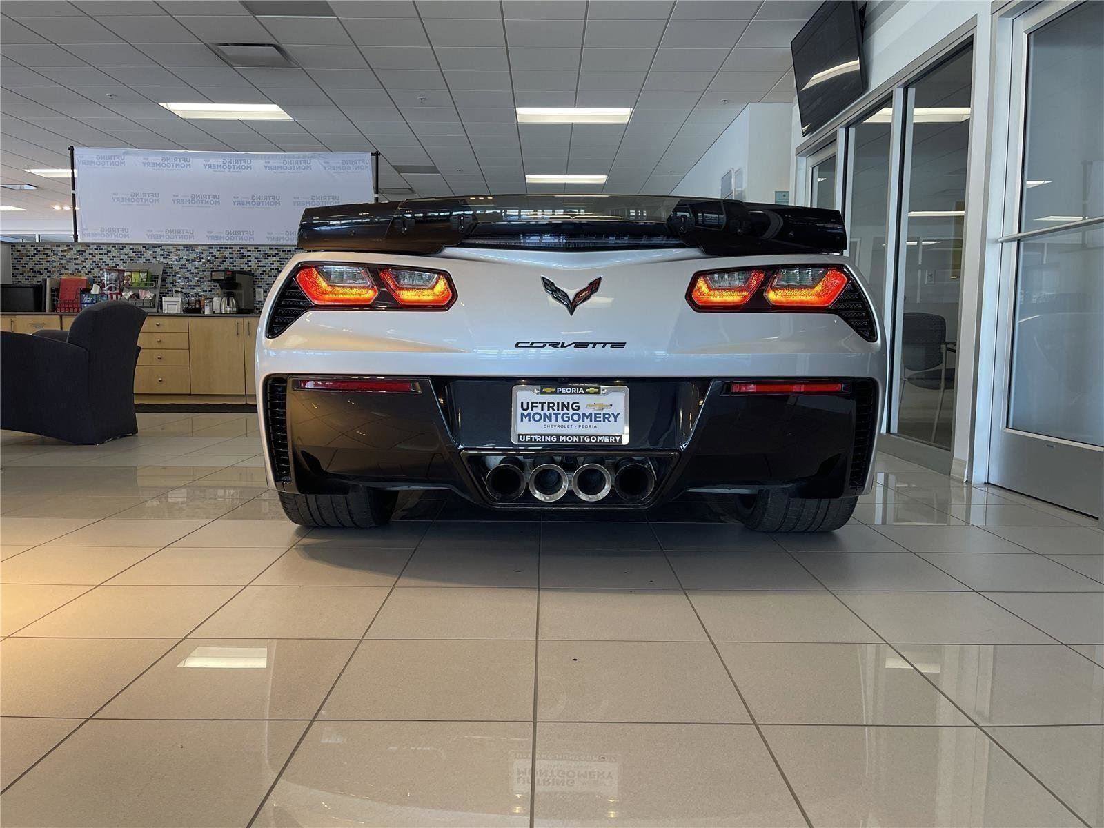 Used 2016 Chevrolet Corvette Z06 RWD image 4