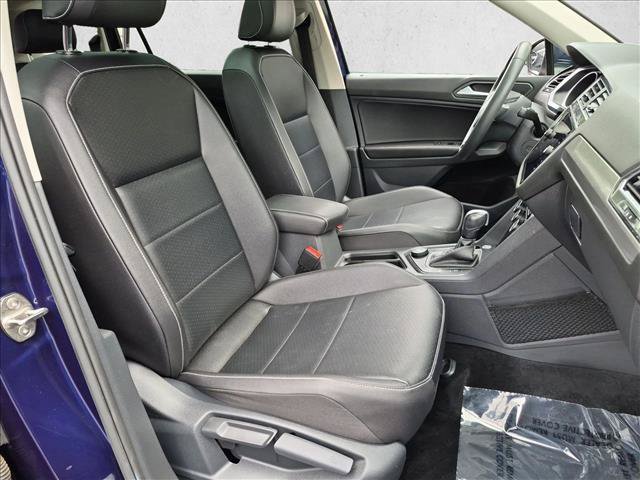 Used 2021 Volkswagen Tiguan SE w/ Panoramic Sunroof Package AWD/4WD image 21