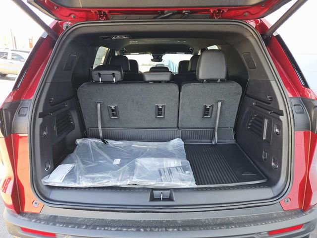 New 2026 Chevrolet Traverse LT w/ Midnight/Sport Edition image 11