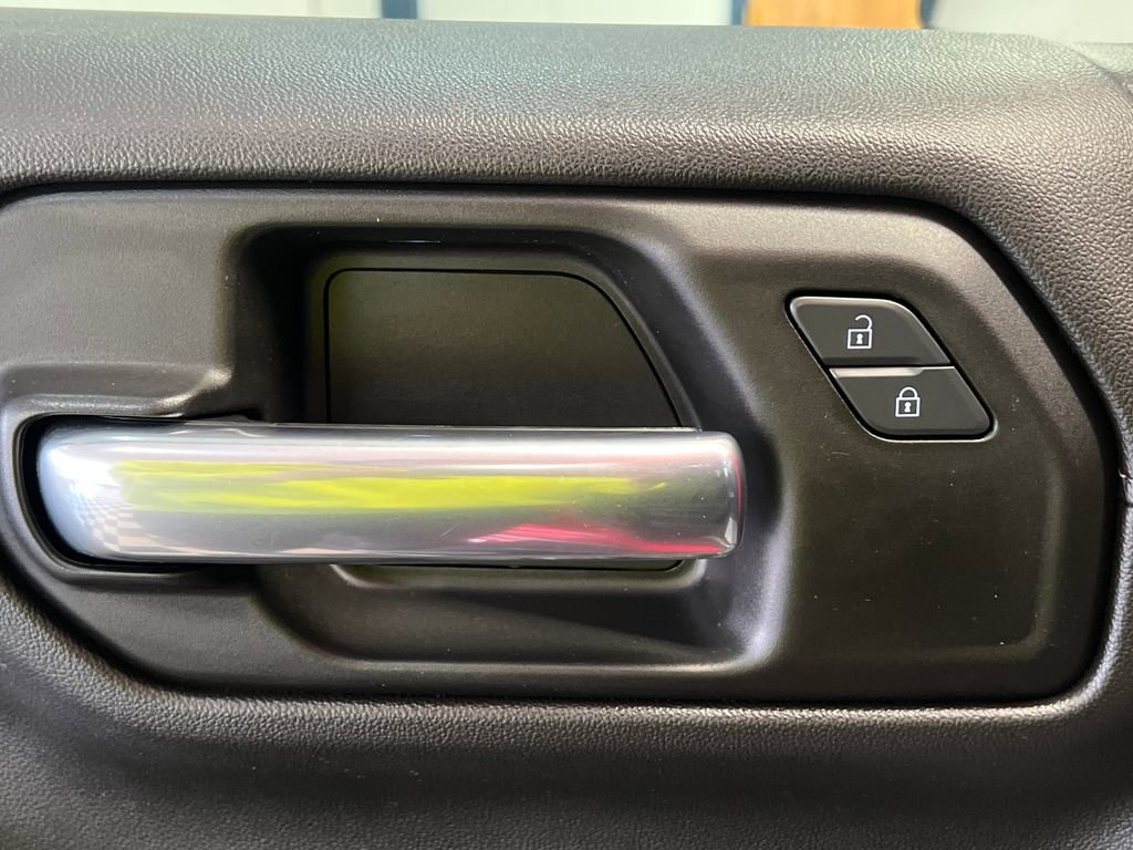 Used 2019 Chevrolet Silverado 1500 RST AWD/4WD image 42