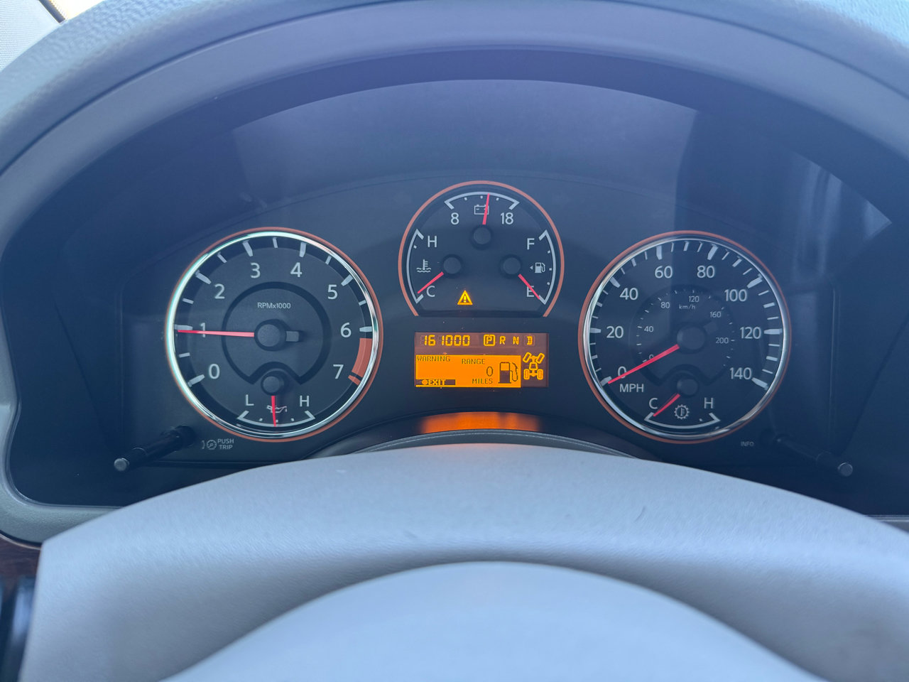 Used 2010 Nissan Armada Titanium w/ DVD Entertainment Pkg image 27