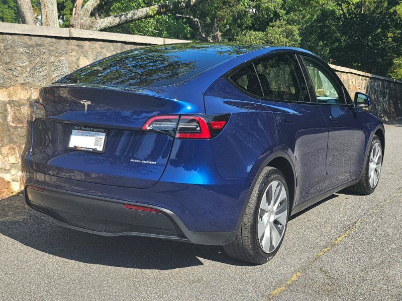 Used 2023 Tesla Model Y Long Range AWD/4WD image 11