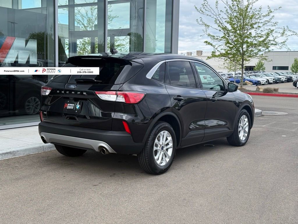 Used 2022 Ford Escape SE image 5