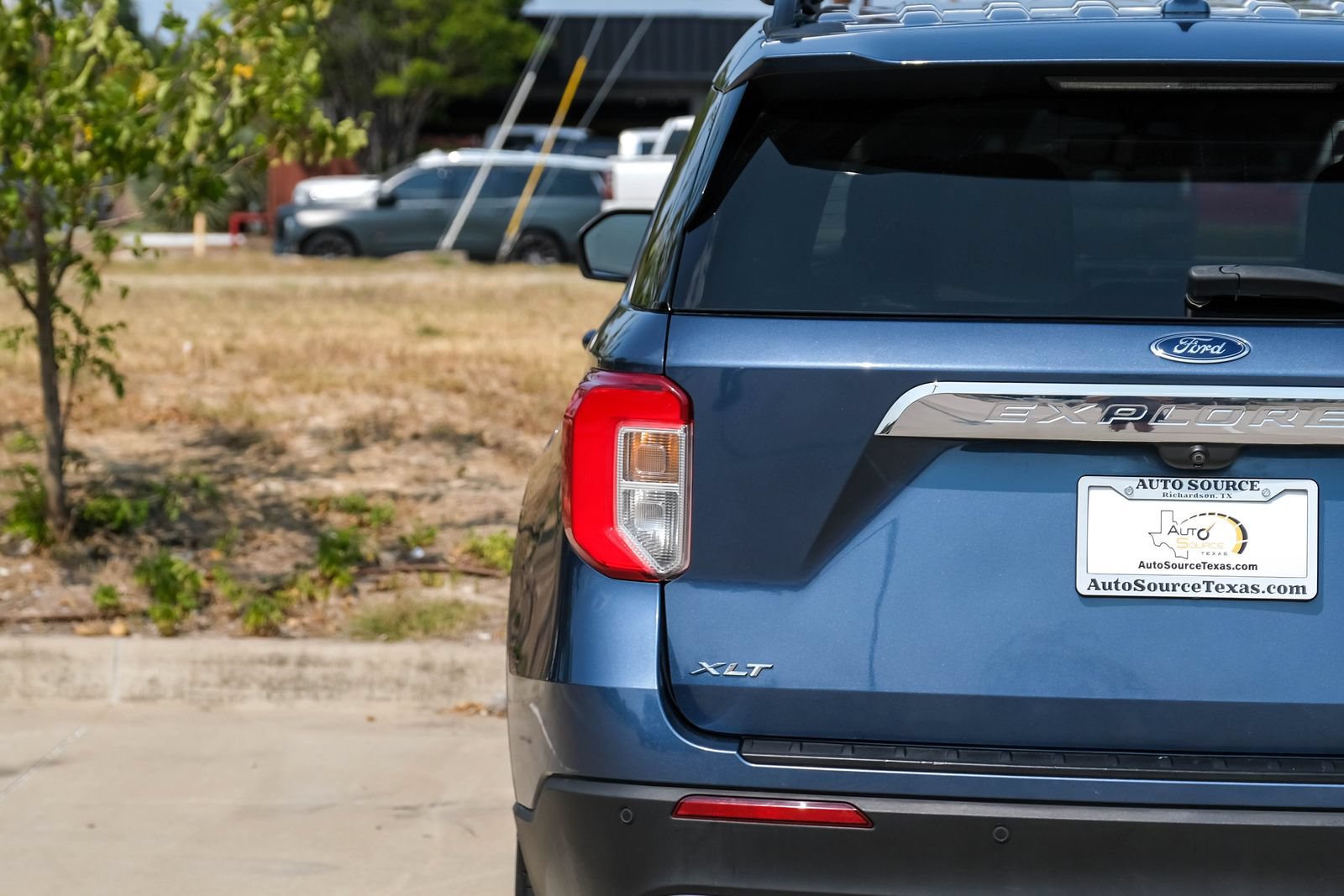 Used 2020 Ford Explorer XLT w/ Equipment Group 202A RWD image 47