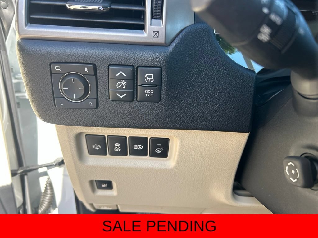 Certified 2023 Lexus GX 460 Luxury w/ Accessory Package AWD/4WD image 24