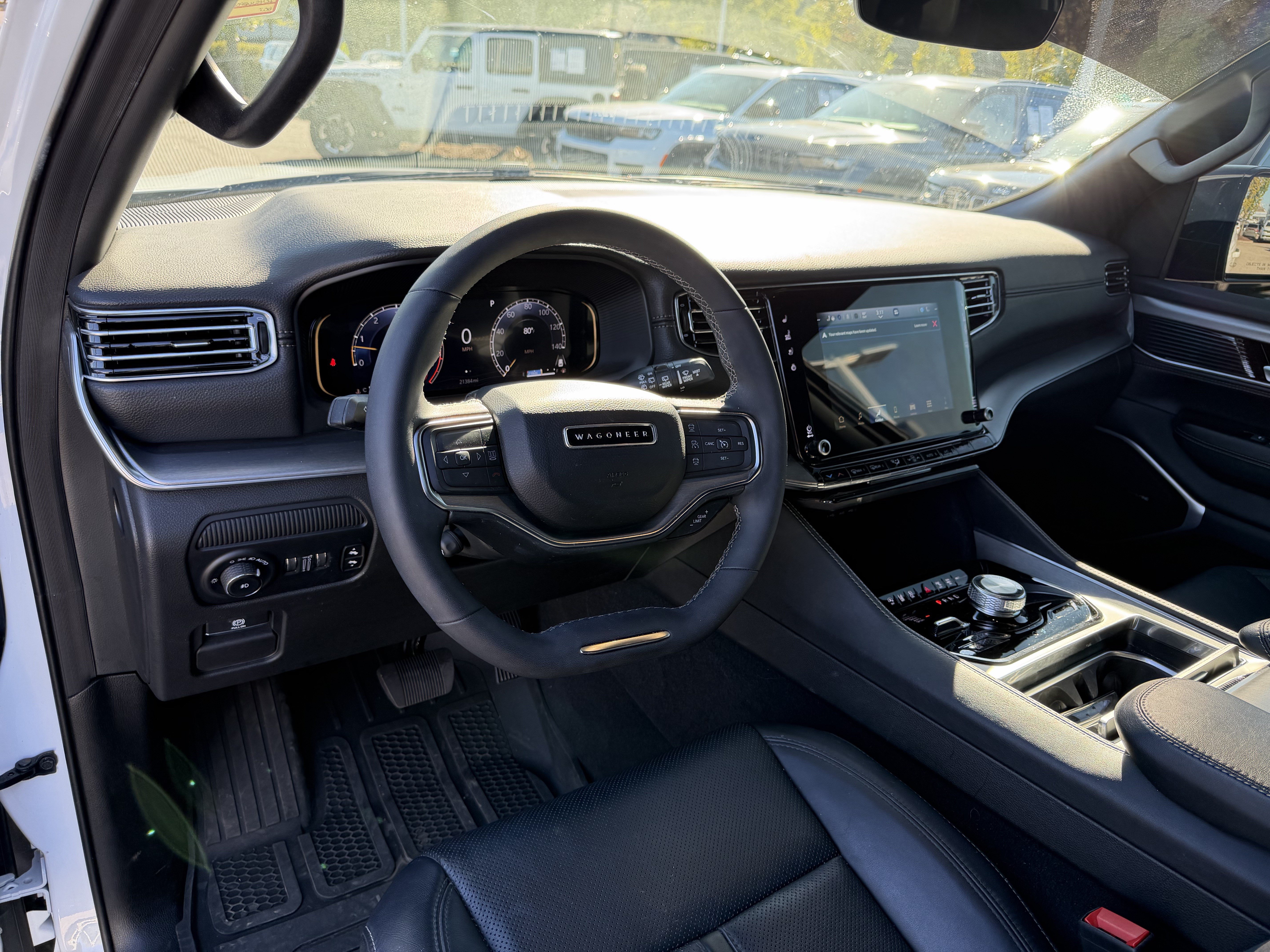 Used 2024 Jeep Wagoneer Series II AWD/4WD image 11
