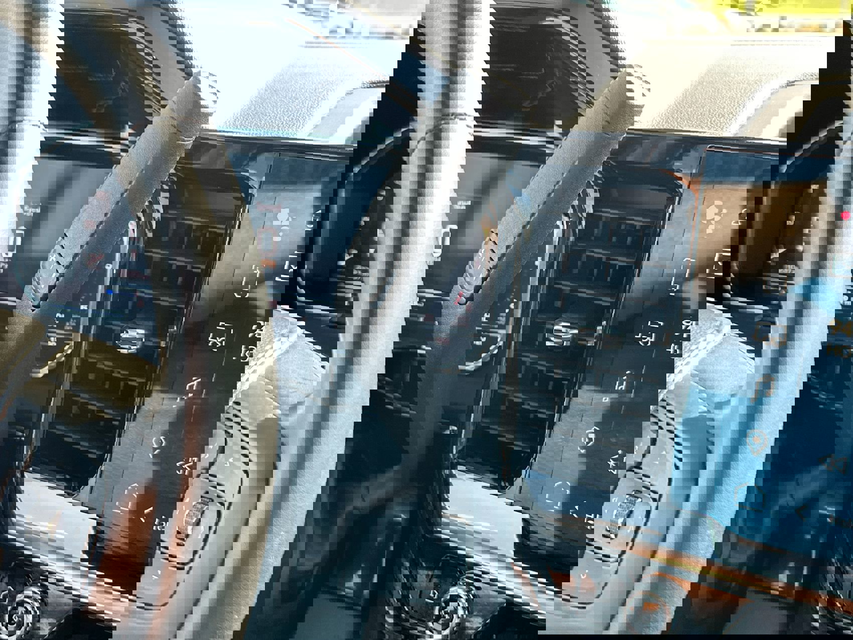 Used 2024 GMC Sierra 1500 SLT image 20