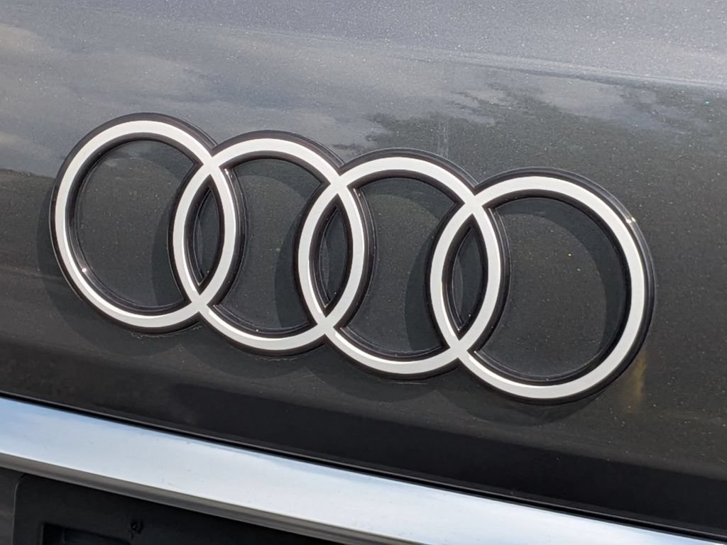 Used 2025 Audi Q7 3.0T Premium Plus AWD/4WD image 10