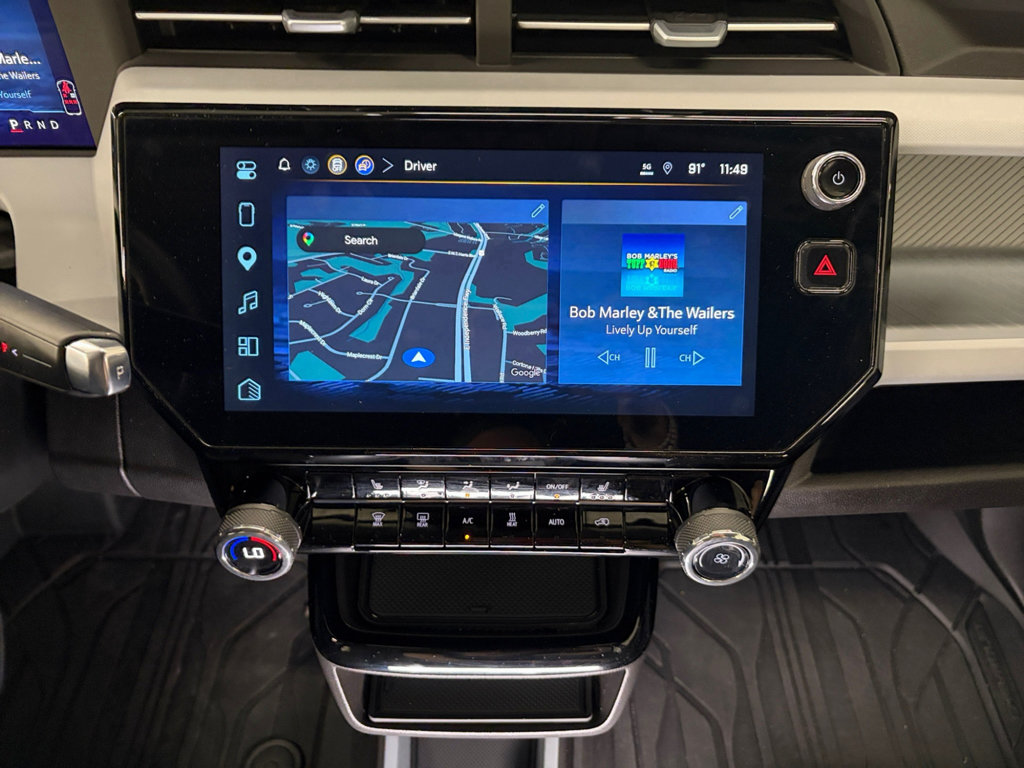 Used 2027 Chevrolet Bolt LT w/ Comfort Package FWD image 10